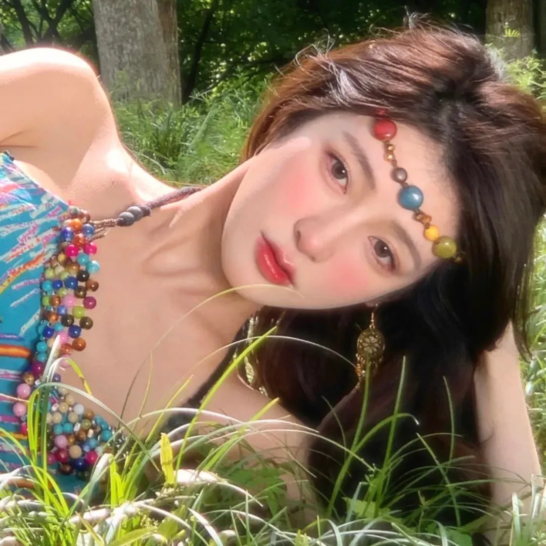 顶替双胞胎姐姐后我开始暴走